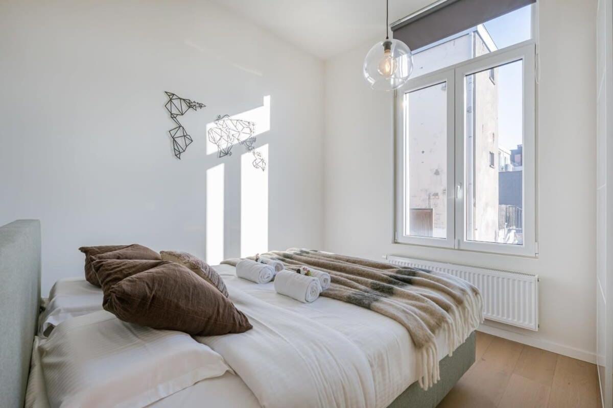 Vila House With Large And Sunny Terrace Antverpy Exteriér fotografie